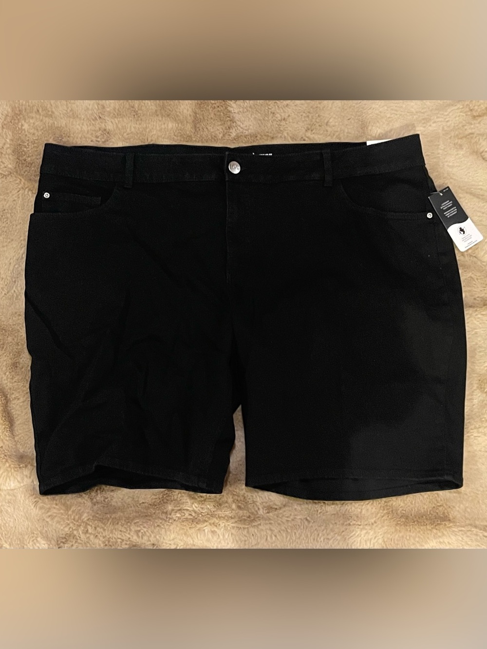 WOMENS 26W PLUS SIZE BLACK BERMUDA SHORTS LEE BRAND NEW NWT MID RISE REGULAR FIT
